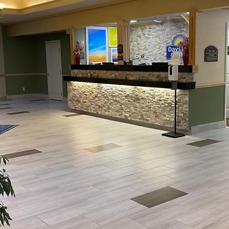 Days Inn By Wyndham Pentwater Εξωτερικό φωτογραφία