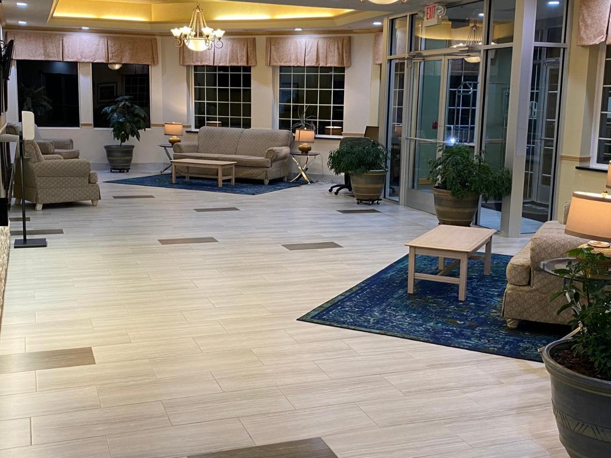 Days Inn By Wyndham Pentwater Εξωτερικό φωτογραφία